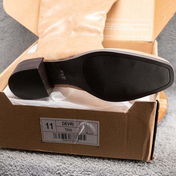 Women's Journee Collection Devri Boots, Style: DEVRI, Size 11, Color Tan - Picture 3 of 3